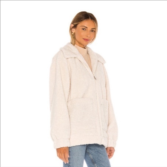 UGG FAUX FUR WINTER SHERPA OVERSIZED JACKET - Picture 2 of 12